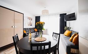 Apartment Old Town - 3 Rooms - 2 Bathrooms - 12 People - Parking Place